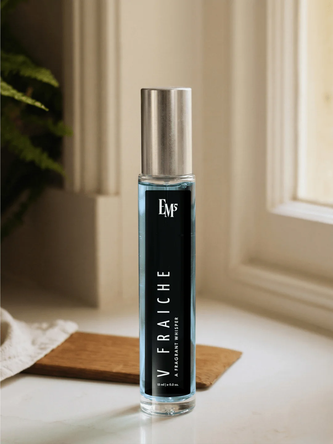 V Fraiche | Eau De Parfum - Image 11